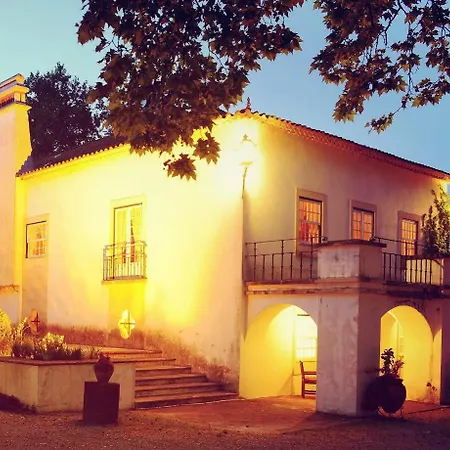 Farm stay Charming Quinta Da Alcaidaria Mor